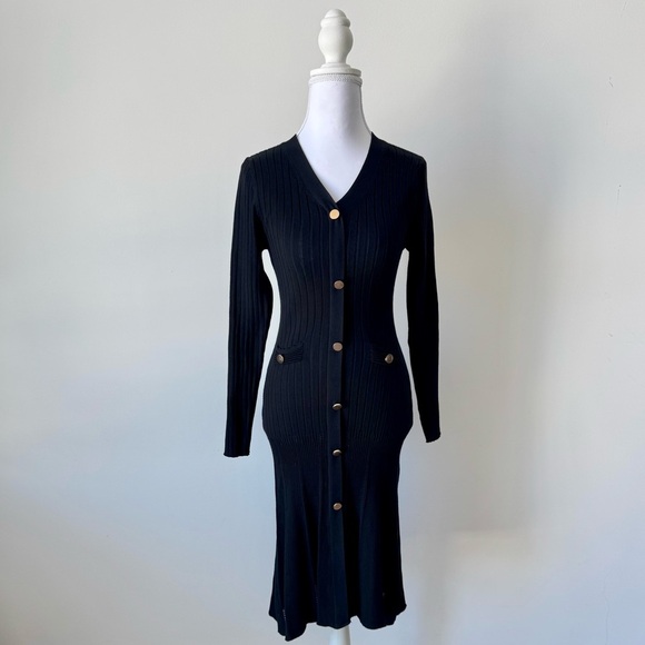 Black Ribbed Knit Button-Front Midi Dress 🖤 - Picture 9 of 9